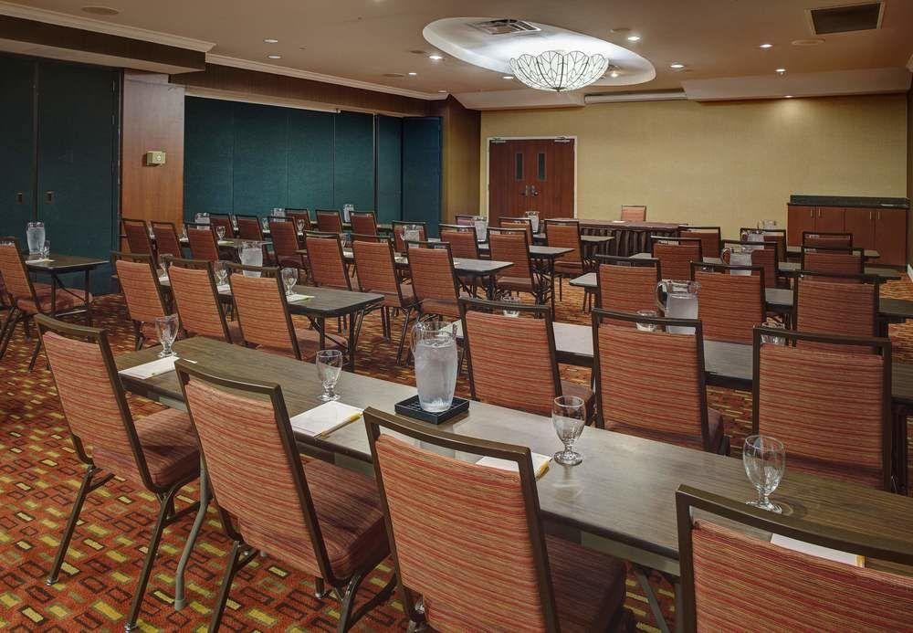 Courtyard Jacksonville Hotel 3*