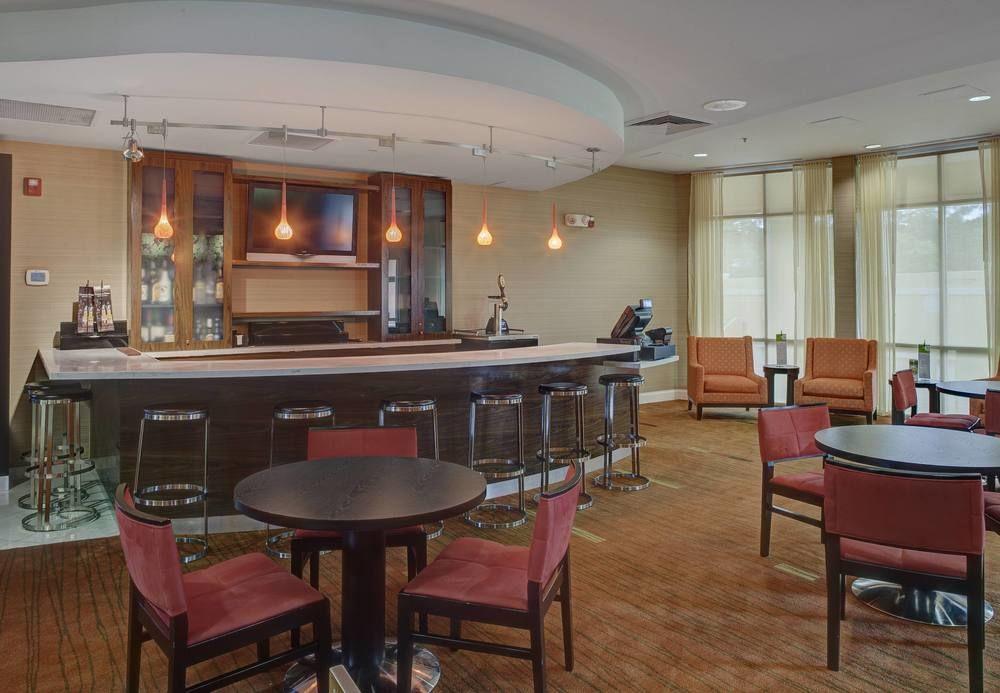 Courtyard Jacksonville 3*